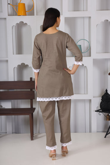Hosita Caramel Cotton Co Ord with Lace Embroidery