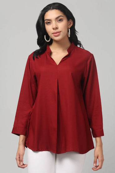 Hosita White, Magenta and Maroon Rayon Pleated Top