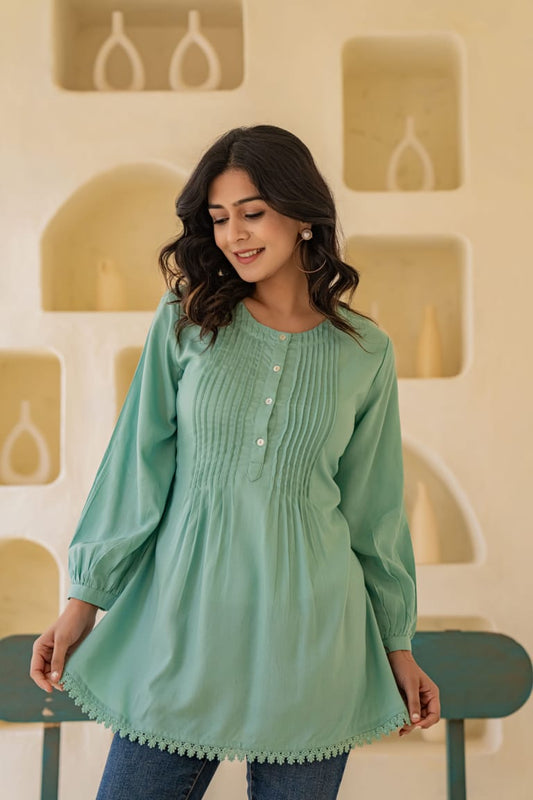 Light Blue Solid Viscose Tunic With Buttons & Lace