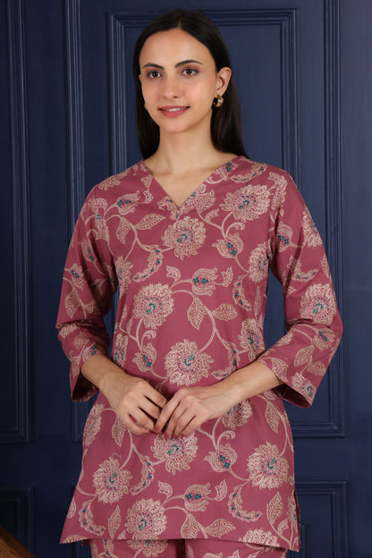 Stylish Magenta With Intricate Embroidery Print Co Ord Set
