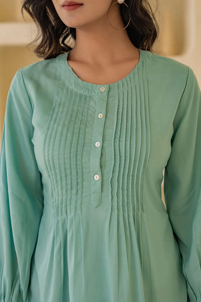Light Blue Solid Viscose Tunic With Buttons & Lace