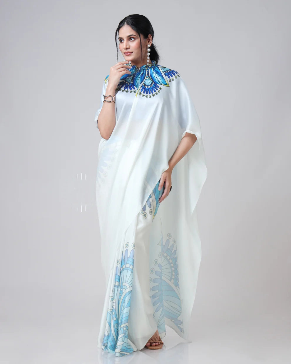 Hosita Trendsetting Royal Mandalaa Freehand Satin Saree